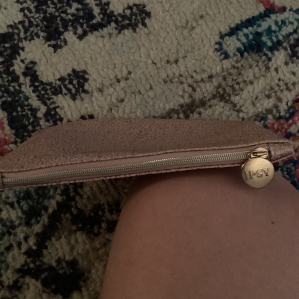 Makeup bag - Picture 3 of 4